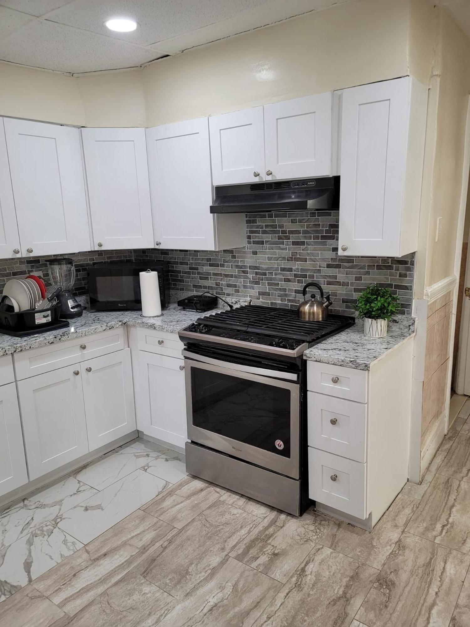 Z & Z Apartment Нюарк Стая снимка