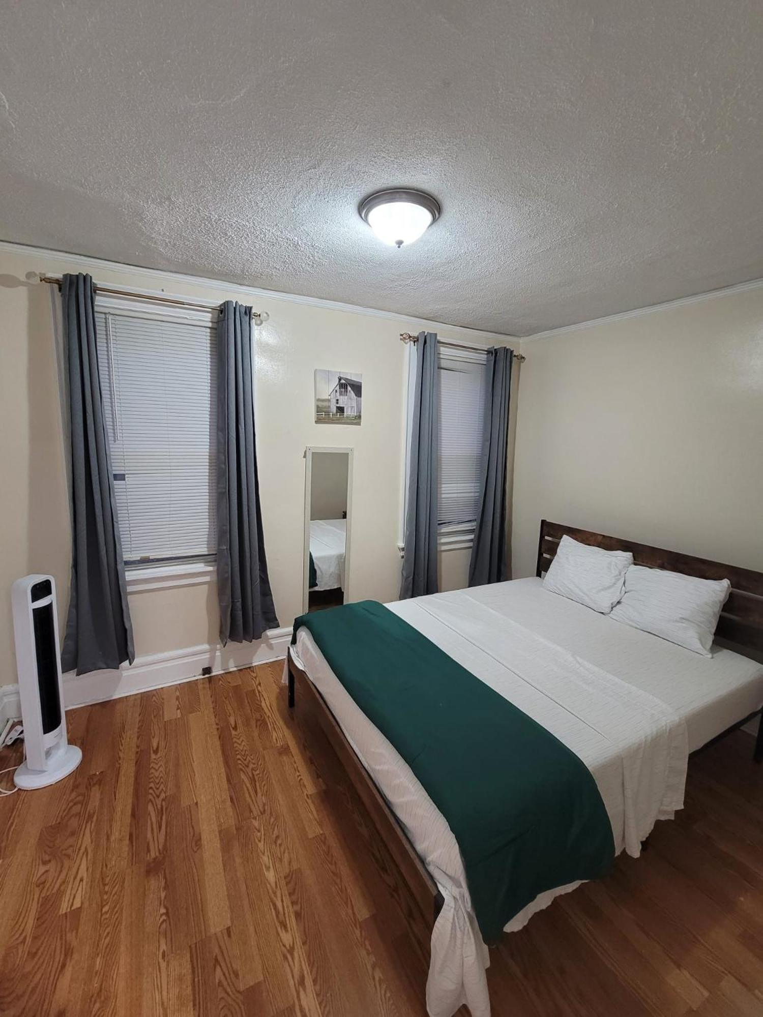Z & Z Apartment Нюарк Екстериор снимка