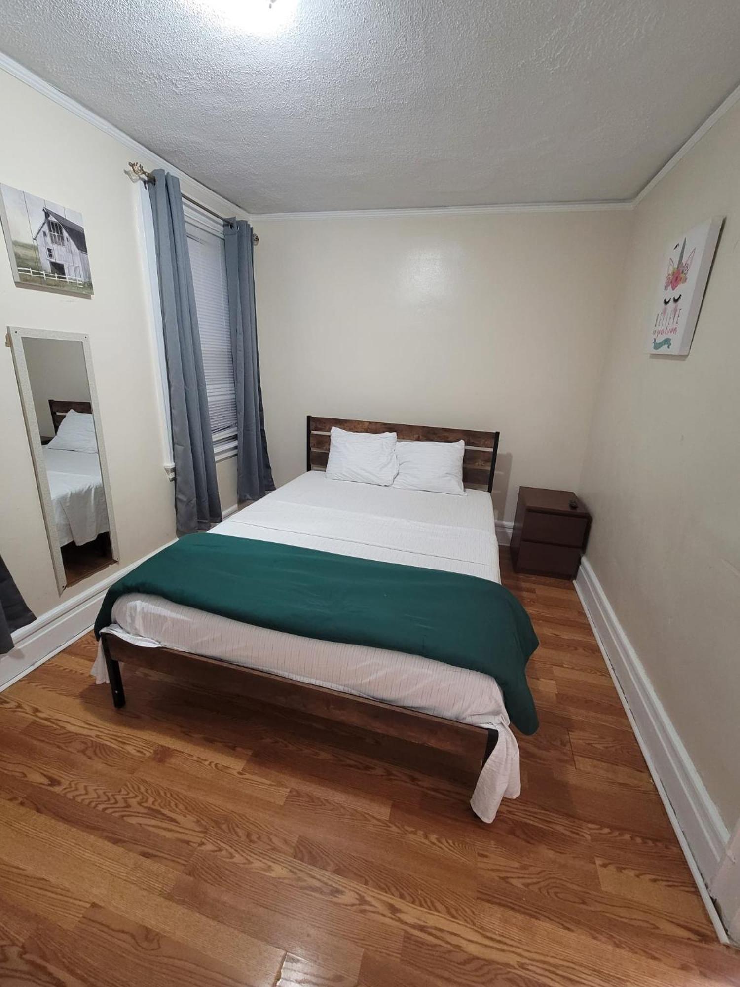 Z & Z Apartment Нюарк Екстериор снимка